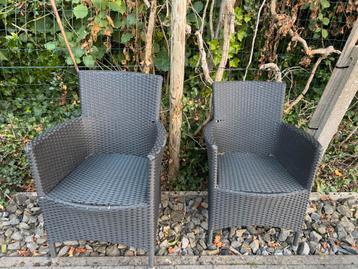 4 tuinstoelen beschikbaar voor biedingen