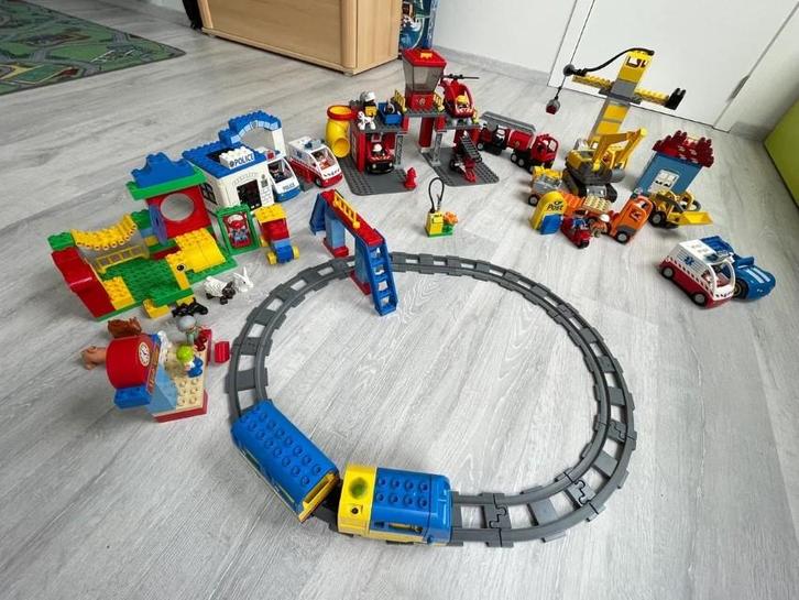 Lego duplo verschillende sets, Kinderen en Baby's, Speelgoed | Duplo en Lego, Gebruikt, Duplo, Ophalen of Verzenden