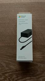 Microsoft Surface 65 W Power Supply, Computers en Software, Dockingstations, Ophalen of Verzenden, Zo goed als nieuw, Microsoft