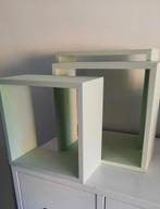 Drie houten wandrekjes, Ophalen, Zo goed als nieuw