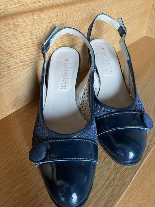 schoenen pumps Miss Clair - maat 38,5, Kleding | Dames, Schoenen, Zo goed als nieuw, Pumps, Blauw, Ophalen of Verzenden