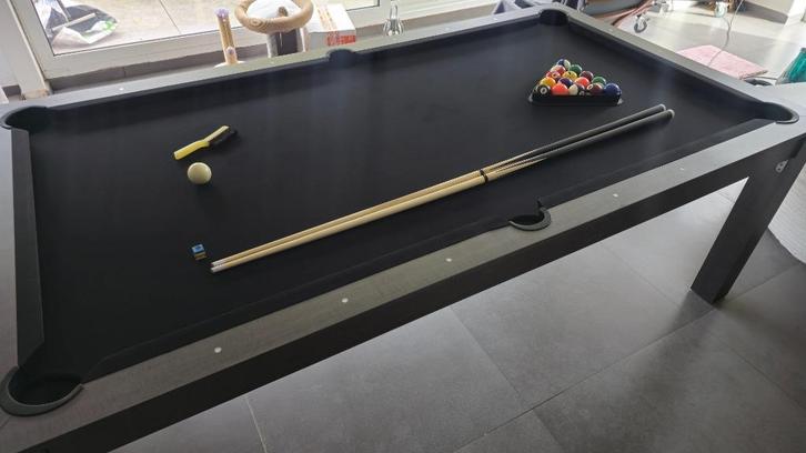 Biljart/eettafel, Sport en Fitness, Biljarten en Poolen, Zo goed als nieuw, Biljarttafel, Ophalen