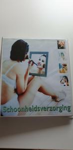 Cursusmap schoonheidsverzorging, Ophalen of Verzenden, Zo goed als nieuw