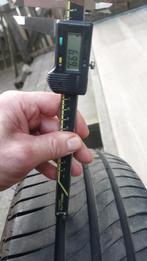 band, Michelin agilis 235/65 R 16C zeer goede staat, Ophalen, 16 inch, 235 mm, Band(en)