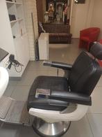 Twee RETRO perfect werkende electrische kapperstoelen, Enlèvement
