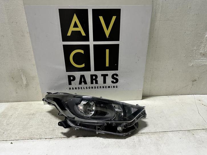Koplamp Toyota Yaris IV P21 led rechts Origineel, Auto-onderdelen, Verlichting, Toyota, Gebruikt, Ophalen of Verzenden