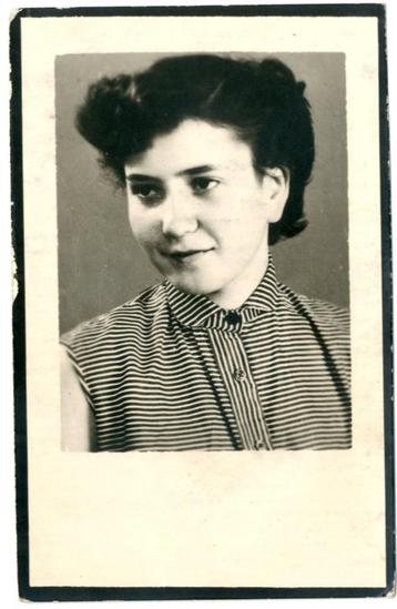 Bp. De Pauw Huguette. ° Oostakker 1941 † St. Amandsberg 1960, Ophalen of Verzenden, Bidprentje