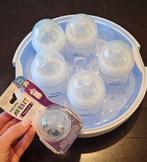 Avent flessensterilisator incl. 5 flesjes en 2 extra tutten, Nieuw, Ophalen of Verzenden, Sterilisator