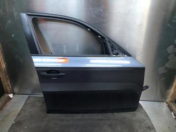 Portier 4Deurs rechts-voor van een BMW 1-Serie (A22/7) beschikbaar voor biedingen