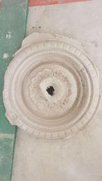 Antieke plafondrozet rozas diameter 54cm, Doe-het-zelf en Bouw, Plinten en Afwerking, Ophalen