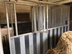 Voorwand paardenbox met schuifdeur en voerbak, Dieren en Toebehoren, Stalling en Weidegang