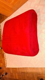 Poef in rode Stof van Chateau D'Ax, Ophalen, Gebruikt, Vierkant, 75 tot 100 cm