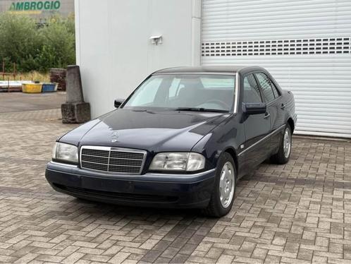 1994 Mercedes C220 BENZINE automaat OLDTIMER, Auto's, Oldtimers, Particulier, Centrale vergrendeling, Mercedes-Benz, Benzine, Berline