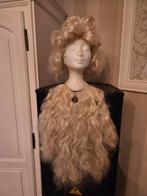 Verschillende pruiken en hoeden, Kleding | Dames, Ophalen of Verzenden, Zo goed als nieuw