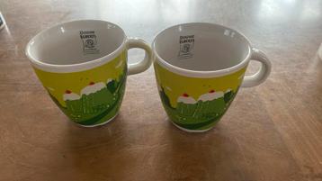 Douwe Egberts 2 mokken groene kleur 4€