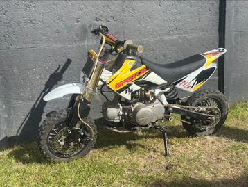 Crossmotor 86cc pitbike beschikbaar voor biedingen