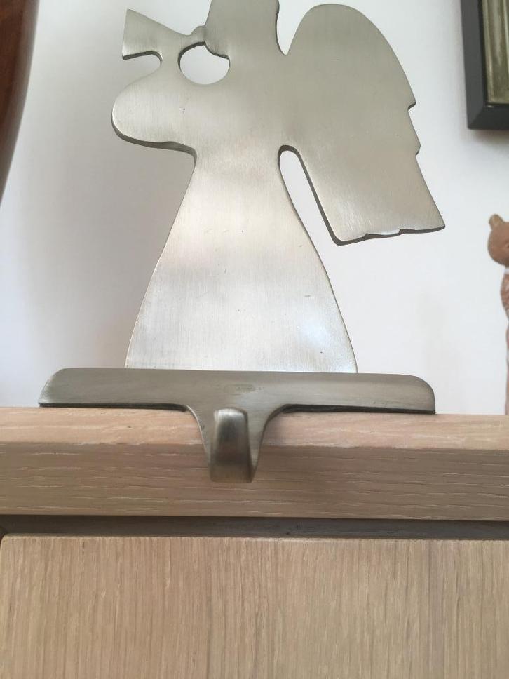 Engelfiguur in metaal met haak. Zilverkleur. Gewicht: 770gr., Verzamelen, Beelden en Beeldjes, Overige typen, Ophalen of Verzenden