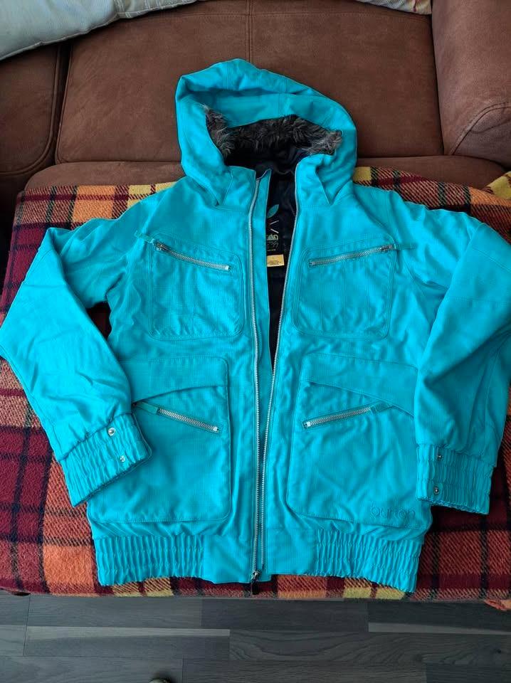 Burton Skijas - Turquoise, voor M en L, Kleding | Dames, Wintersportkleding, Zo goed als nieuw, Jack, Maat 38/40 (M), Ophalen of Verzenden
