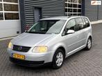 Volkswagen Touran 1.6-16V FSI, 7 persoons, airco, Auto's, Voorwielaandrijving, Monovolume, Gebruikt, 4 cilinders