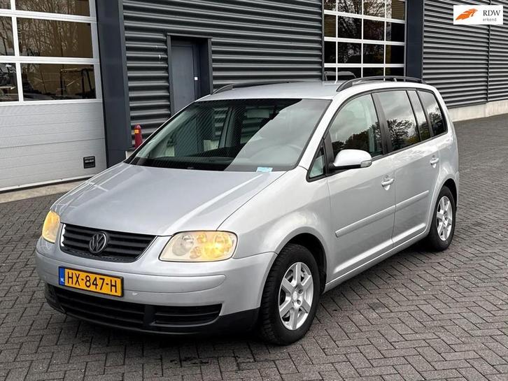 Volkswagen Touran 1.6-16V FSI, 7 persoons, airco, Auto's, Volkswagen, Bedrijf, Te koop, Touran, ABS, Airbags, Airconditioning