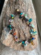 armband met glaskralen, steentjes en belletje, Ophalen