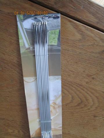 Pics à brochettes en inox.   beschikbaar voor biedingen