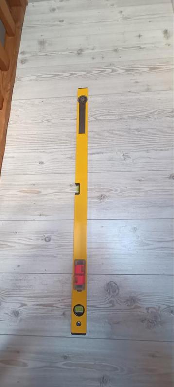Waterpas 1 meter met ingebouwde rolmeter, etc.  beschikbaar voor biedingen