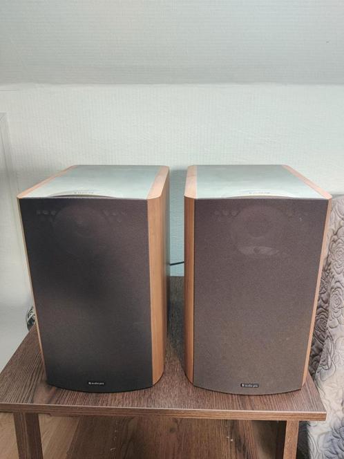 Audio Pro - Studio/Bookshelf speaker, Audio, Tv en Foto, Luidsprekerboxen, Gebruikt, Front, Rear of Stereo speakers, 60 tot 120 watt
