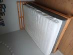 Bed met matras (140x200), Huis en Inrichting, Slaapkamer | Matrassen en Bedbodems, Ophalen, Zo goed als nieuw, Matras