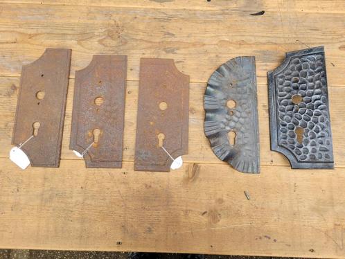 Smeedijzeren slotplaten voor antiek klassiek hekwerk poort, Tuin en Terras, Tuinhekken en Hekwerk, Zo goed als nieuw, Sierhekwerk
