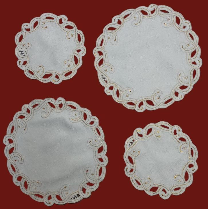 lot ronde sierdoekjes met gouddraad, Huis en Inrichting, Keuken | Textiel, Nieuw, Overige typen, Wit, Ophalen of Verzenden