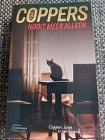 Nooit meer alleen, door Toni Coppers, Ophalen of Verzenden, Zo goed als nieuw