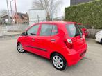 Hyundai i10 1.1i Comfort BlueDrive * 1 JAAR GARANTIE * !, Auto's, Hyundai, Voorwielaandrijving, Stof, Gebruikt, Zwart