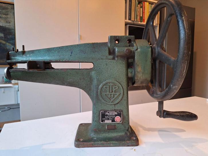 Schoenmakersmachine Héris in perfect werkende conditie, Antiek en Kunst, Antiek | Gereedschap en Instrumenten, Ophalen of Verzenden