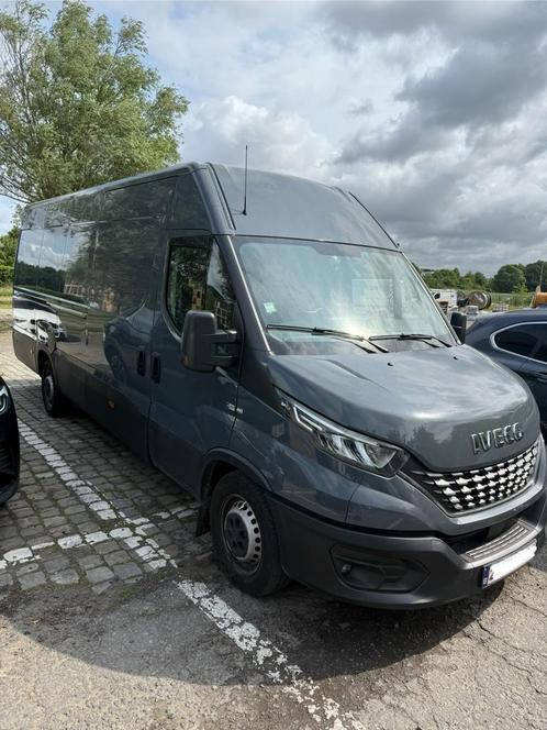Iveco Daily 35S18 H2L4 –180 pk –Trekhaak –2022 –143.500 km, Auto's, Bestelwagens en Lichte vracht, Particulier, Achteruitrijcamera