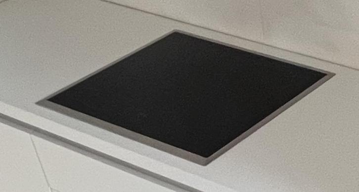 vitrokeramische kookplaat AEG HK624010XB, Elektronische apparatuur, Kookplaten, Nieuw, Inbouw, Keramisch, 4 kookzones, Ophalen