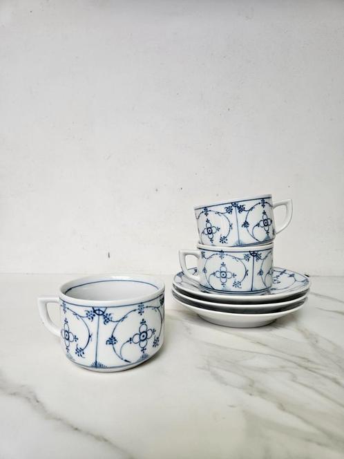 Bavaria Schuman kopjes, Huis en Inrichting, Keuken | Servies, Zo goed als nieuw, Kop(pen) en/of Schotel(s), Porselein, Ophalen of Verzenden