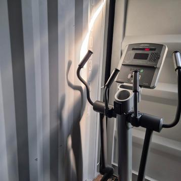 Life Fitness Crosstrainer beschikbaar voor biedingen