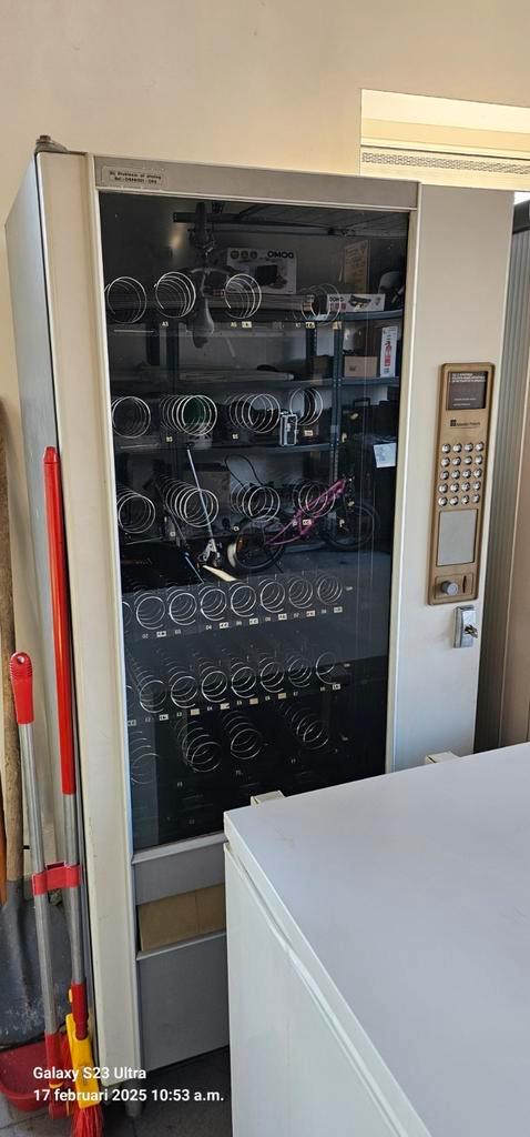 Snack, brood en drankautomaat, Verzamelen, Automaten | Overige, Gebruikt, Ophalen
