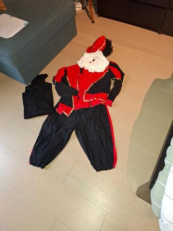 Sinterklaaspak en Pietenpak beschikbaar voor biedingen