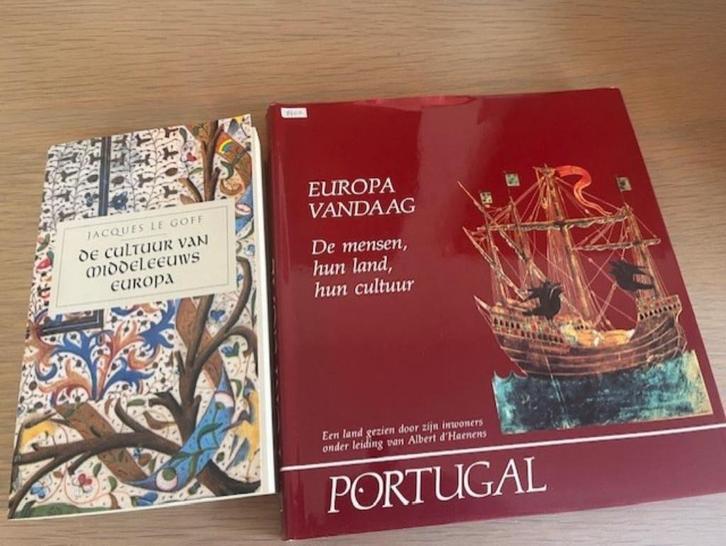 europa,  de cultuur van middeleeuws europa + Portugal gratis, Boeken, Overige Boeken, Zo goed als nieuw, Ophalen of Verzenden