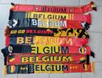 9 écharpes et decils rouges de l'équipe nationale de Belgiqu, Collections, Articles de Sport & Football, Comme neuf, Fanion ou Écharpe