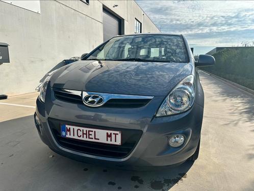 Hyundai i20 1.2i Benzine / 1 jaar garantie !, Auto's, Hyundai, Bedrijf, Te koop, i20, ABS, Adaptieve lichten, Airbags, Alarm, Bluetooth