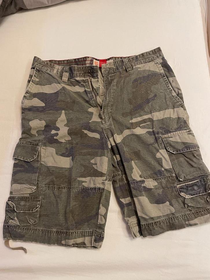8 stuks korte broek merk Molecule maat breedte 32/35 maat M, Kleding | Heren, Broeken en Pantalons, Gedragen, Maat 48/50 (M), Ophalen