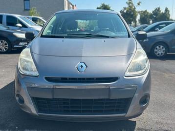 Renout clio 1.2 Benzine 88.000km !!! beschikbaar voor biedingen