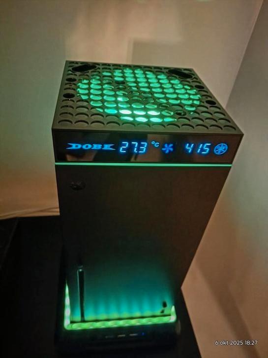 Xbox Series X met 9 games en nieuwe controller, Games en Spelcomputers, Spelcomputers | Xbox Series X en S, Zo goed als nieuw