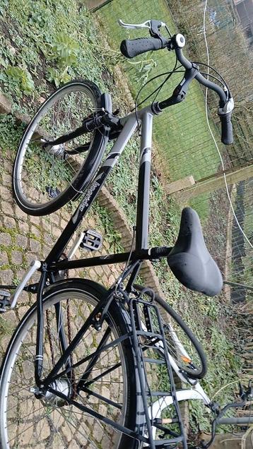 Fiets beschikbaar voor biedingen