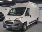 Peugeot Boxer 2.0 BlueHDi L2H2 * PREMIUM PACK * 1ER PROP. *, Auto's, Bestelwagens en Lichte vracht, Voorwielaandrijving, Stof