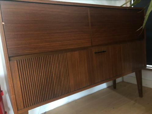 Vintage 60’s platenspelerk kastje, Huis en Inrichting, Kasten | Dressoirs, Zo goed als nieuw, Ophalen