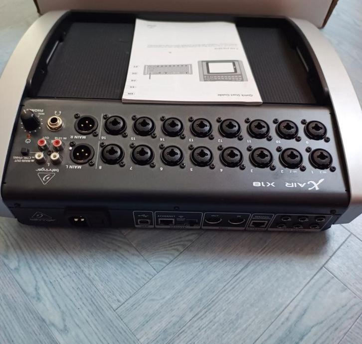 Behringer X18, Muziek en Instrumenten, Mengpanelen, Zo goed als nieuw, Ophalen of Verzenden